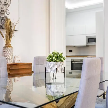 Constitucion Square 2 By Nomadia Homes